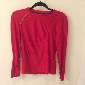 ❤️ Red Athleta long sleeved shirt size M